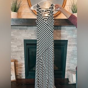 Women’s Small Maxi Promesa dress